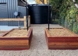 bedurveg-raised-garden-beds-customer1